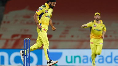 Simarjeet Singh’s first wicket in IPL