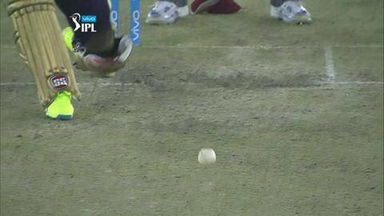 M13: KXIP vs KKR –  Shakib Al Hasan Wicket