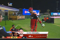 M52: RCB vs SRH – Glenn Maxwell Wicket