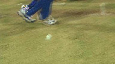 M9: MI vs GL – Parthiv Patel Six