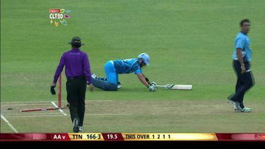 M8: AA vs TTN – van der Merwe run out