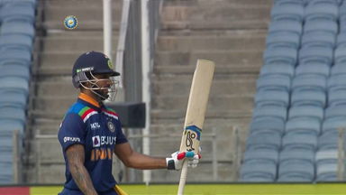 Shikhar Dhawan's solid 98(106)