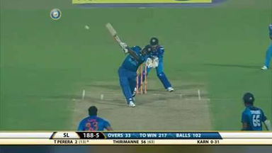 4TH ODI: IND vs SL – Thisara Perera Six
