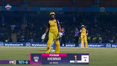 M15 - DC vs UPW: Poonam Khemnar Wicket