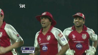 Match 64 DD vs KKR – Warner's Wicket
