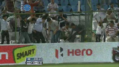 IPL 2012 Match 20 – RR vs DC: Brad Hodge