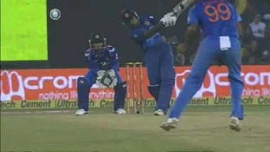 1ST ODI: IND vs SL – Mahela Jayawardene Six