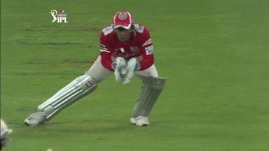 M18: KXIP vs RCB –  Parthiv Patel Wicket
