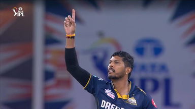 Superb Comeback! Umesh's perfect reply to Quinton de Kock