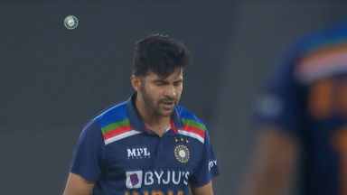 Shardul Thakur's double-wicket over