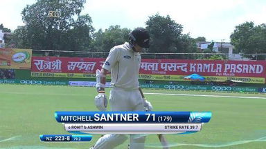 India VS NZ 2016, 1st Test day 5 - Mitchell Santner Wicket