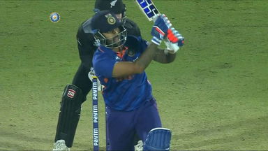 IND vs NZ 2021, 1ST T20I : Suryakumar Yadav Six