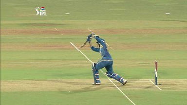 M10: MI vs DD – Sachin Tendulkar Wicket