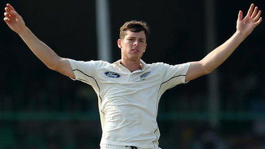 India vs NZ, 2016 - 1st Test Day 1: Mitchell Santner's 3/94
