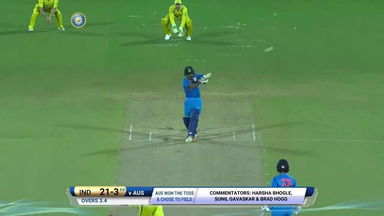 IND vs AUS 2017, 2nd T20I: Kedar Jadhav Six