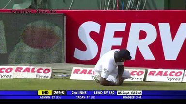 SL vs India, 3rd Test : Ind 2nd Innings - Umesh Yadav Wicket