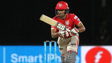 M43: MI vs KXIP – Wriddhiman Saha 56