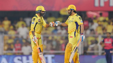 4,6,6: Dhoni, Jadeja keep CSK alive