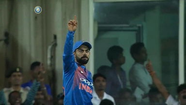 Virat Kohli's bullet throw