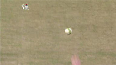 M36: RR vs SRH – Darren Sammy Wicket