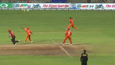 M19: PER vs LIO –  Yasir Arafat Wicket