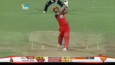 M51: RCB vs SRH – Colin de Grandhomme Six