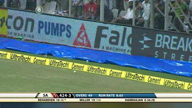 5TH ODI: IND vs SA – Farhaan Behardien Six