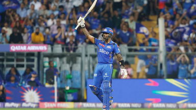 MAXIMUM IMPACT! Suryakumar's blistering 52(19)