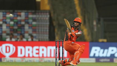Crafty Pooran’s two contrasting sixes
