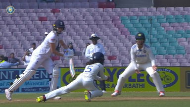 IND-W vs ENG-W 2023, 1st Test: Lauren Bell Wicket