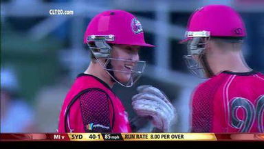 M18: MI vs SYD – Nic Maddinson six