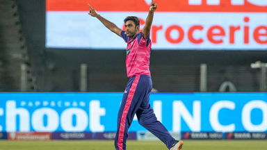 Ashwin spins a web around RCB with 3/17