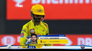 M07: CSK vs DC – Ruturaj Gaikwad Wicket