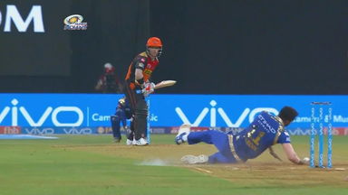 Oh dear ! Hardik Pandya suffers a nasty fall