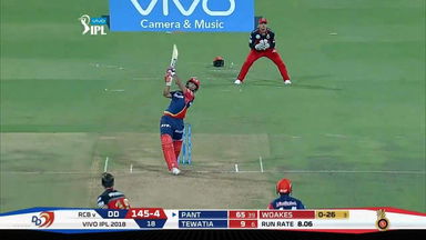 M19: RCB vs DD – Rishabh Pant Six