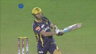 M8: RR vs KKR – Brett Lee Wicket