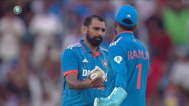 IND vs AUS 2023-24, 1ST ODI: Fall of Wickets