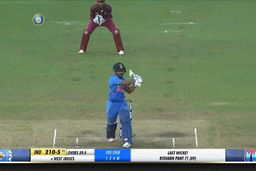 IND vs WI 2019, 1st ODI: Kedar Jadhav Six