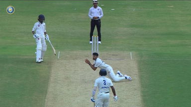 Ranji Trophy 2025-26, Kerala vs Maharashtra: Fantastic diving catches ft.  Gurbani & Nawale
