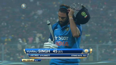 IND vs ENG 2017, 3rd ODI : Yuvraj Singh Wicket