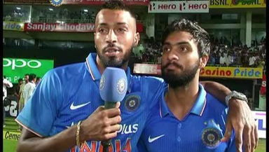 IND vs NZ 2016, 5th ODI: Hardik Pandya & Mandeep Singh react to series win