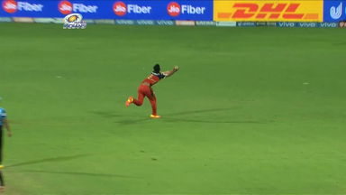 Fantastic caught & bowled, courtesy Washington Sundar