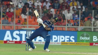 Hardik Pandya's ramp shot for FOUR