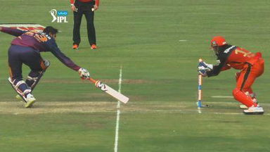 M35: RCB vs RPS – Saurabh Tiwary Wicket