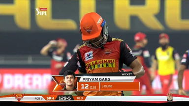 M03: SRH vs RCB – Priyam Garg Wicket