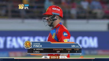 M20: GL vs RCB  –  Aaron Finch Wicket
