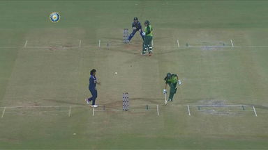 Deepti Sharma's brilliant direct hit to run out Sune Luus
