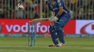 M7: RR vs KXIP –  Shane Watson Six