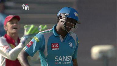 M6: PWI vs KXIP – Amazing  Moments