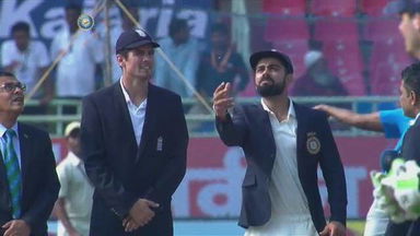 IND vs ENG 2016 - 2nd Test : Day 1 Highlights